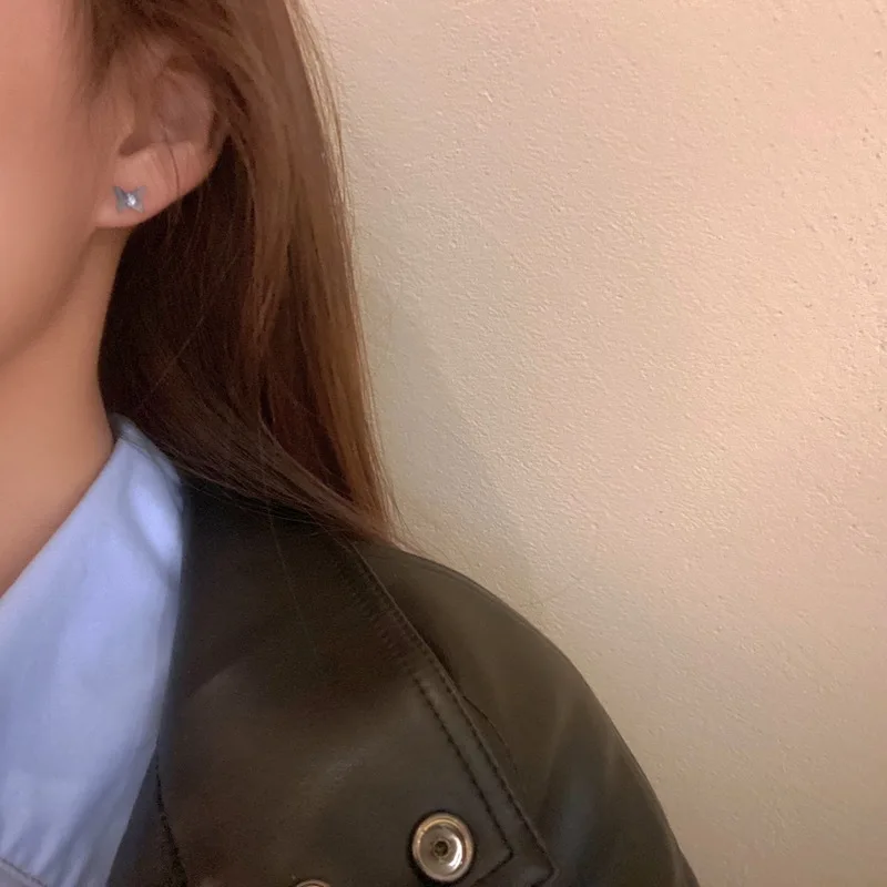 

1 Pair Geometric Multicolor Small Resin Butterfly Animal Stud Earrings For Women Korean Cute New Classic Fashion Gift 2021hot