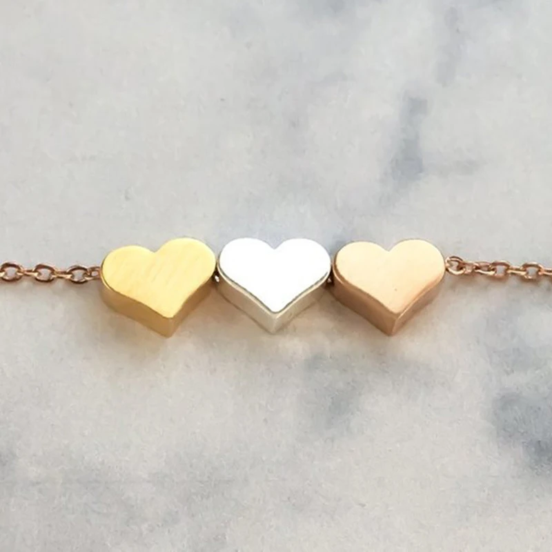 Изящное крошечное ожерелье из 3 ожерелья с сердечками золота и розового цепочкой