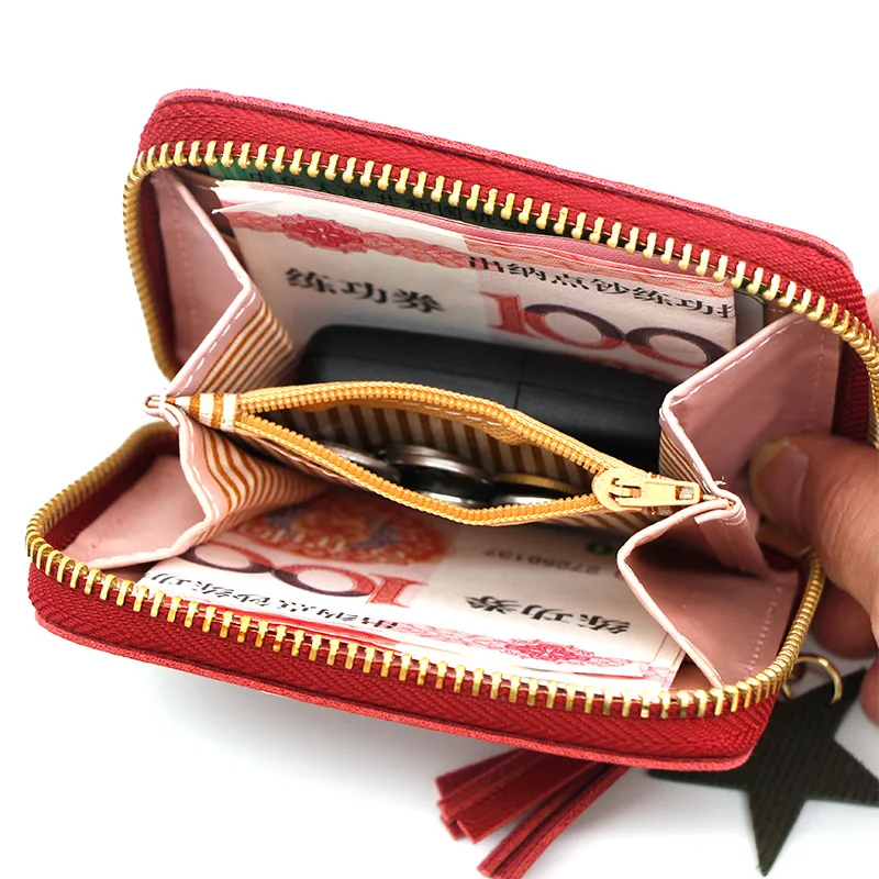 Женские кошельки из искусственной кожи с надписью и кисточками маленькие