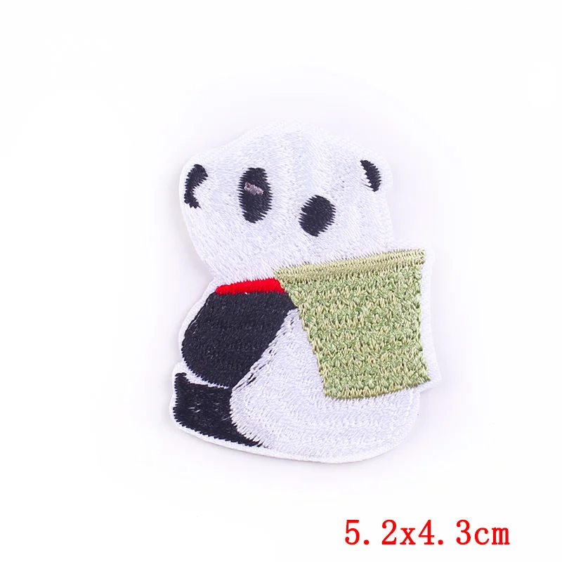 Симпатичные патчи в виде панды вышитые с помощью утюга для детской одежды