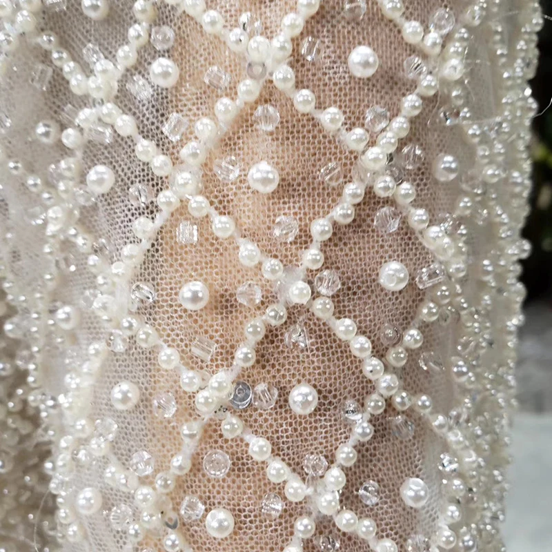 

Vintage Crystals Beads Ball Gown Wedding Dress With Sleeve Pearls V-neck Luxury Wedding Gown Open Back Robe De Mariage 2020