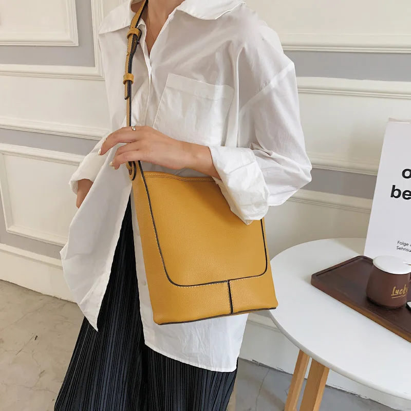 

PU Leather Crossbody Bag Fashion Big Shopper Purses Female Casual Soft Large Capacity Women Handbags Shoulder Bucket Bag Ladies