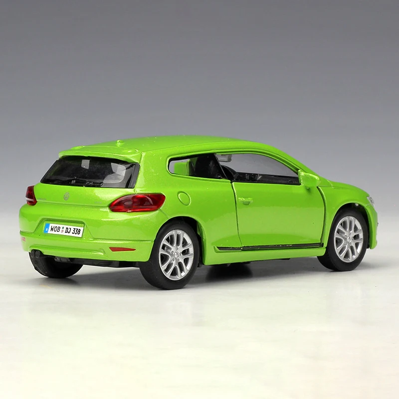 1:36 литые модели VW Scirocco зеленые игрушек модель автомобиля из сплава Литые