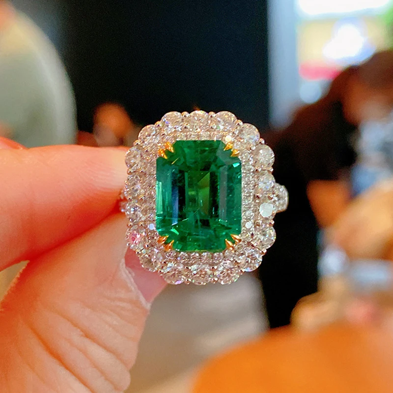 

Top End Emerald Ring Precision Made Green Stone Finger Rings Fashion Jewelry Fine Accessories Beauty Ornament Realizable Size