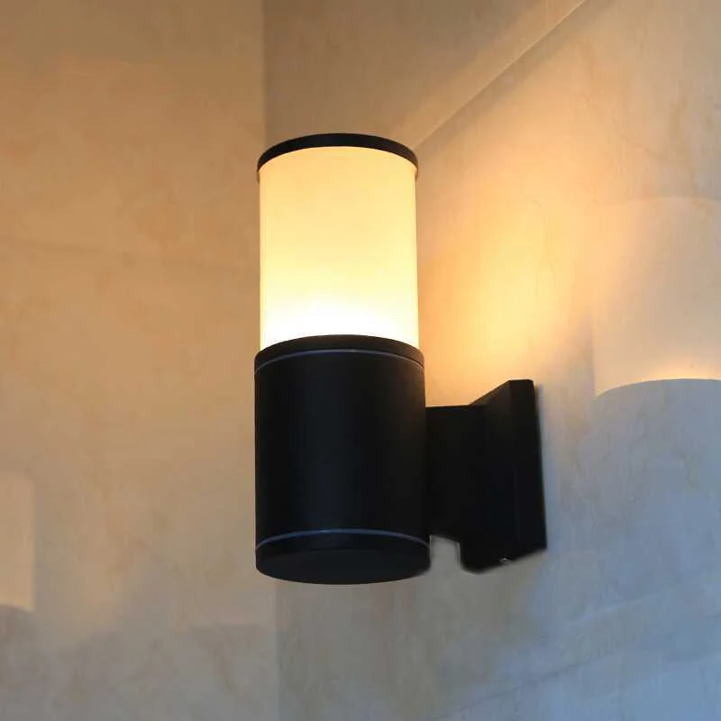 Водонепроницаемые уличные фонари в настоящее время простые от имени кровати