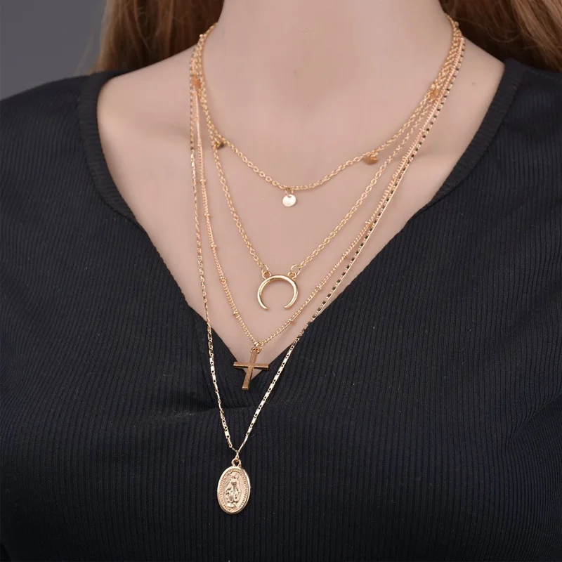 

Vintage Multilayer Pendant Butterfly Necklace for Women Butterflies Moon Star Charm Choker Necklaces Boho Jewelry Christmas Gift