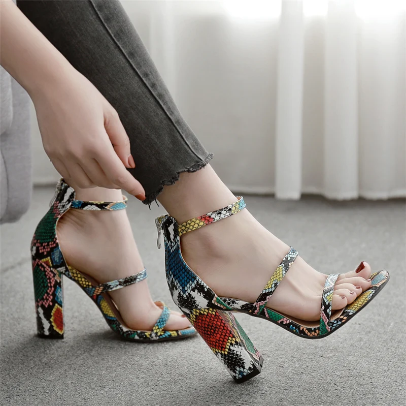 2020 г. женские босоножки на платформе под змеиную кожу туфли высоком каблуке 10 см