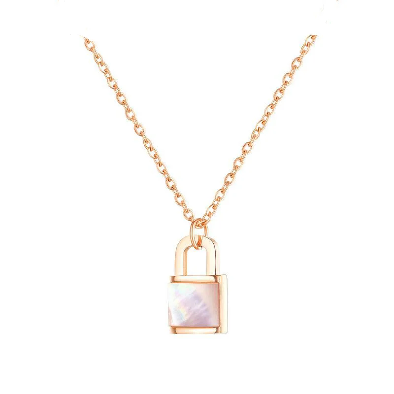 

Personalized White Shell Lock Pendant Women's Fashion Titanium Steel Necklace