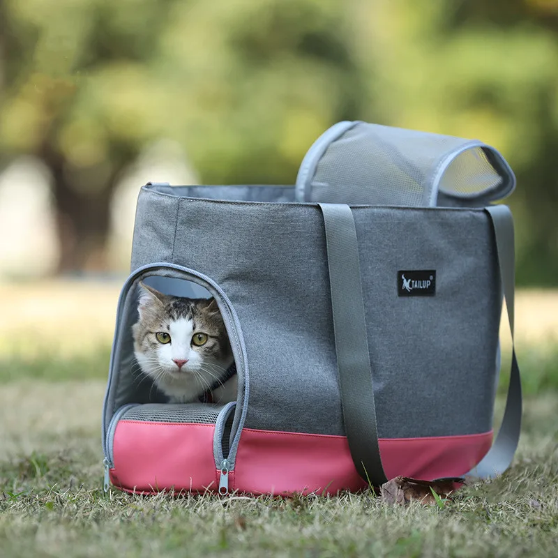 

Pet bags for cats and dogs, one-shoulder pet carry bags. General outing bags for cats, dogs, pet backpacks for cats and dogs