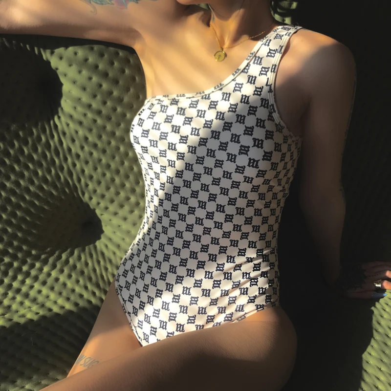 

Sexy Women One Piece Swimsuit Thong Beach Suit Bathing Suit Padded Beach Wear Monokini Girl 2021 New Bikini Set