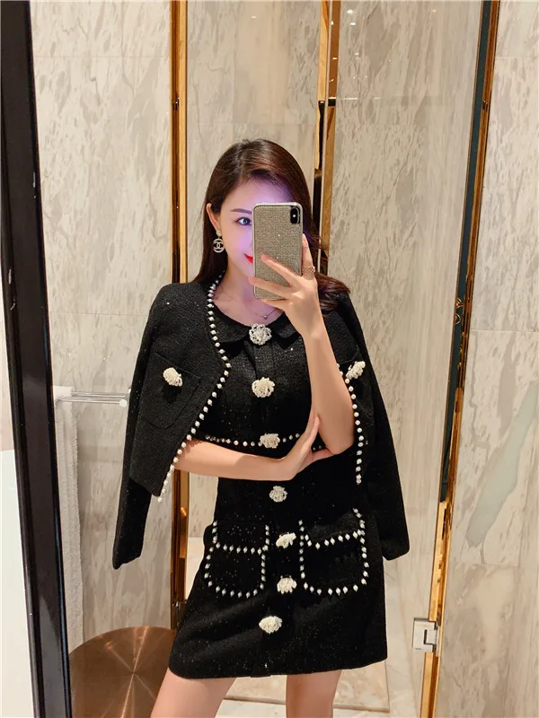 

Твидовый черный жемчужный новый маленький аромат жареный уличный костюм короткая юбка платье из двух частей со снижением возраста и в инос...