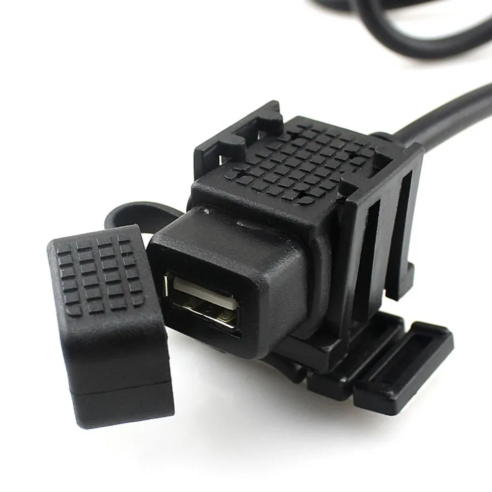 

Motorcycle Quick USB Charger 2.1A USB Charger Motorcycle Accessories Vehicle-mounted Adapter w/ Inline Fuse for Cell Phone
