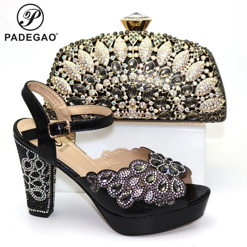 Модные туфли на высоком каблуке и сумочка в африканском стиле Комплект из обуви