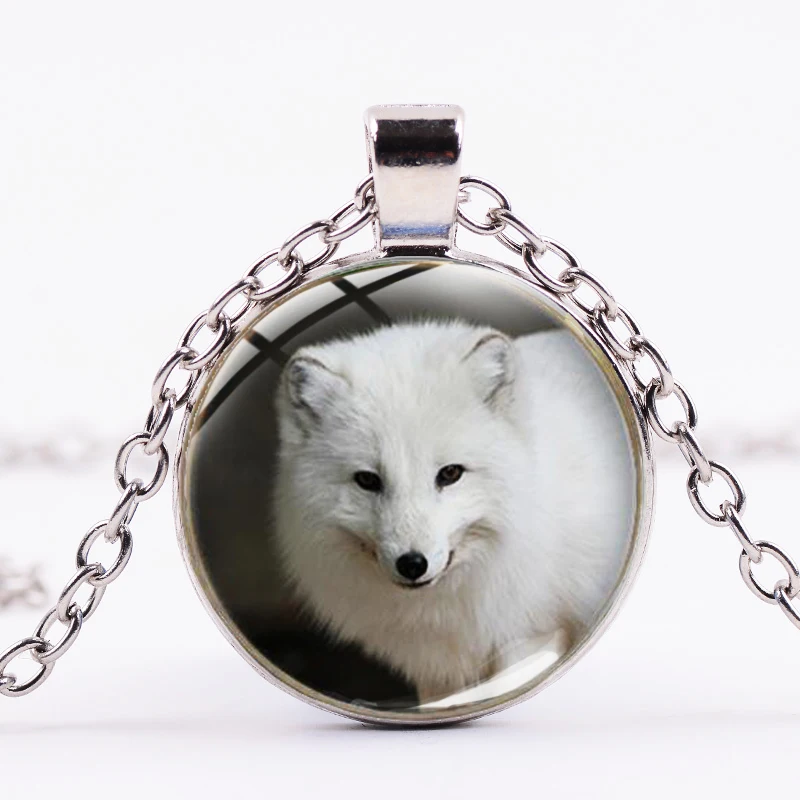 Азиатских 2019 белого цвета с рисунком лисы Шарм Подвеска в виде красивого цветами