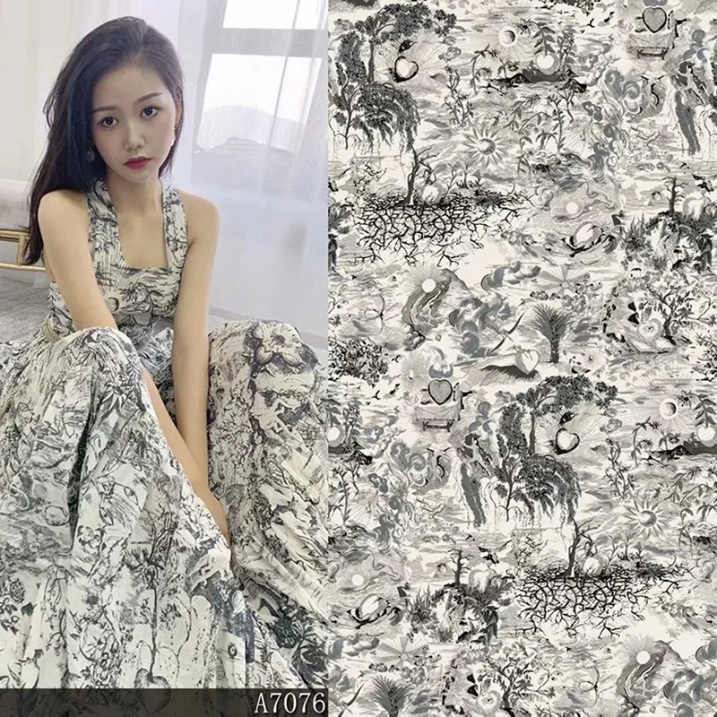 

Brand Pattern Stretch Satin Polyester Printed Fabric Thin Garment Shirt Pajamas Chiffon Twill Fabric Cloth for Dress by Meter