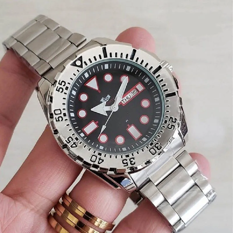 

Fashion Rubber Mens Quartz Wristwatch Waterproof Luxury Watch Reloj De Hombre For Dropshipping