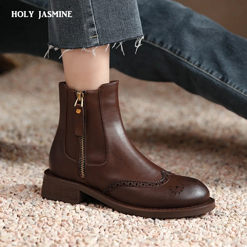 2021 New Cow Leather Retro Chelsea Boots Women Slip on Ankle Boots Brown Fashion Genuine Leather Boots Ladies Fashion Shoes