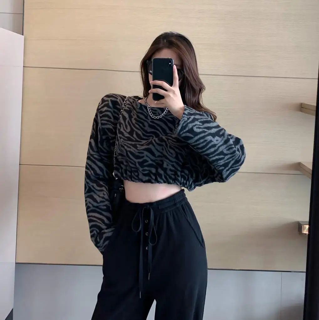 

Aesthetic Zebra Print Sweatshirt Hoodies Women Oversized Cropped Tops Long Sleeve Fashion Women Clothing 2021 Autumn