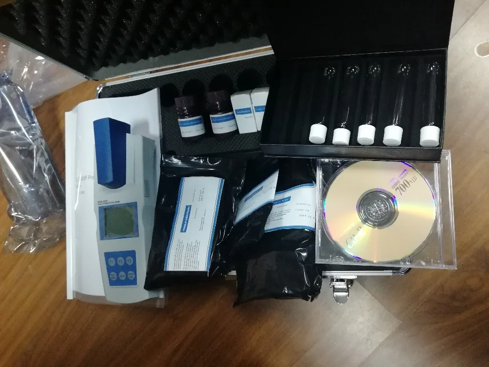 

DGB-403F portable digital residual chlorine and chlorine dioxide analyzer with LED light