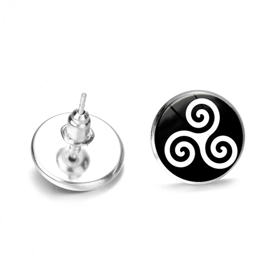 Новое поступление классные подростковые серьги с волком стимпанк Triskele Triskelion