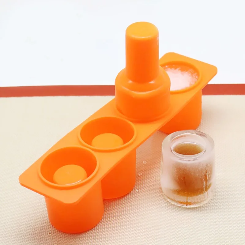 

3D Silicone Ice Cube Tray Mold Ice Cup Mould Creative Cup Shape Ice Cream Chocolate Mould Bar Wine Ice Maker