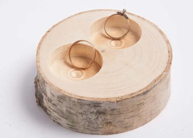 Фон для фотографирования свадеб в виде жениха и невесты Дата фамилия белого