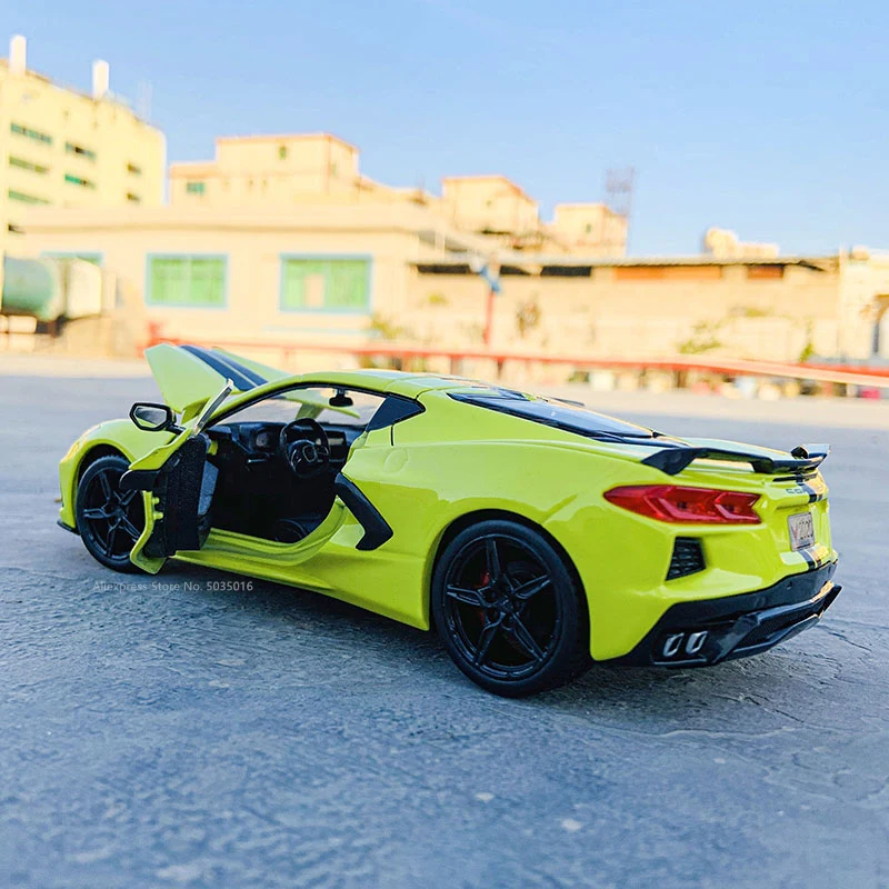 

1:24 The New 2020 Chevrolet Corvette Stingray Coupe Alloy Car Model Handicraft Decoration Collection Toy Tool Gift
