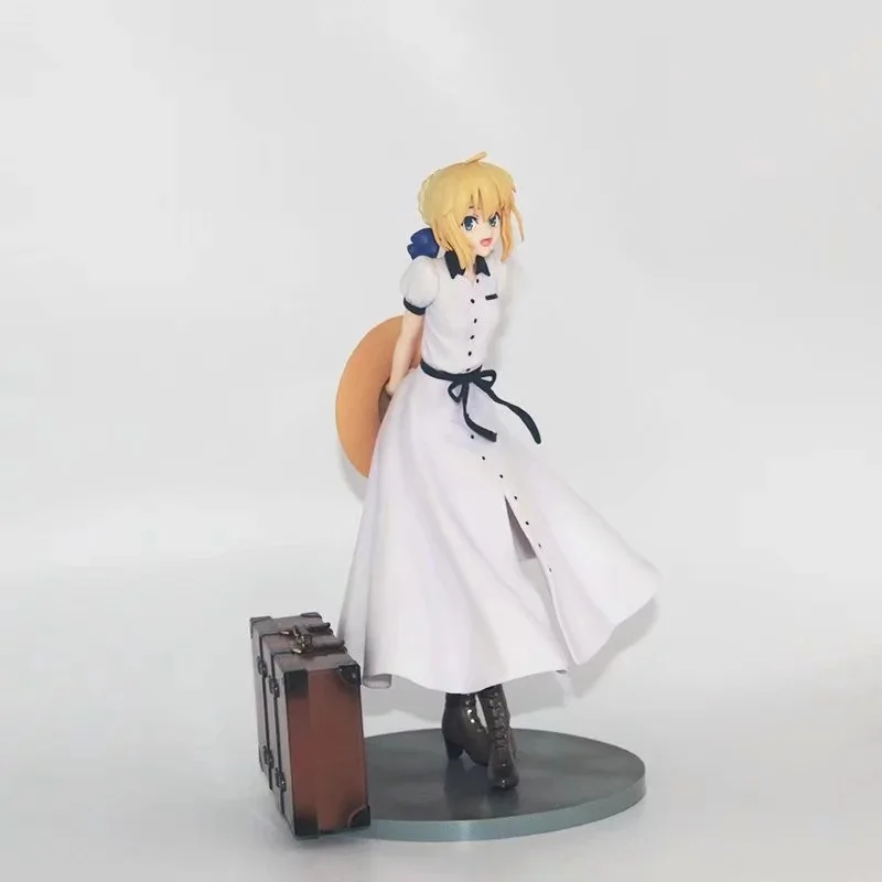 

24cm Anime Fate/stay night Saber Altria Pendragon British Travelogue 1/7 Scale Painted Collectible Model Kids Toys Doll
