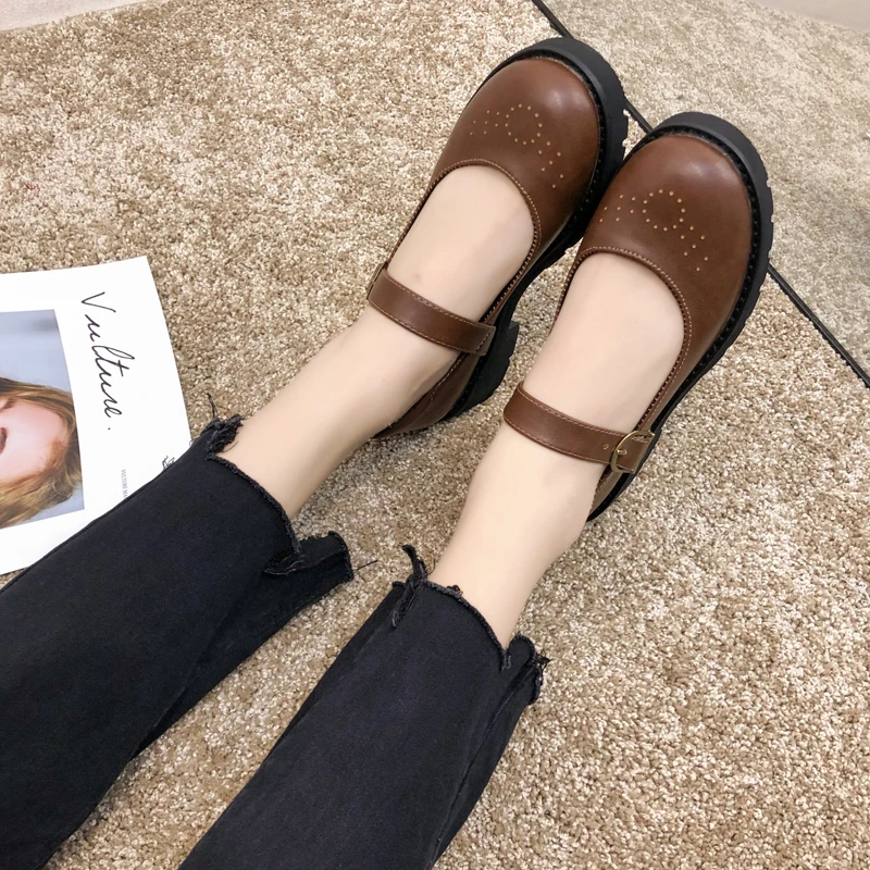 

Women's Flat Shoes Spring New Solid Buckle Strap Cute Student High-quality Leather Basic Round Toe Women's Casual Shoes W33-38