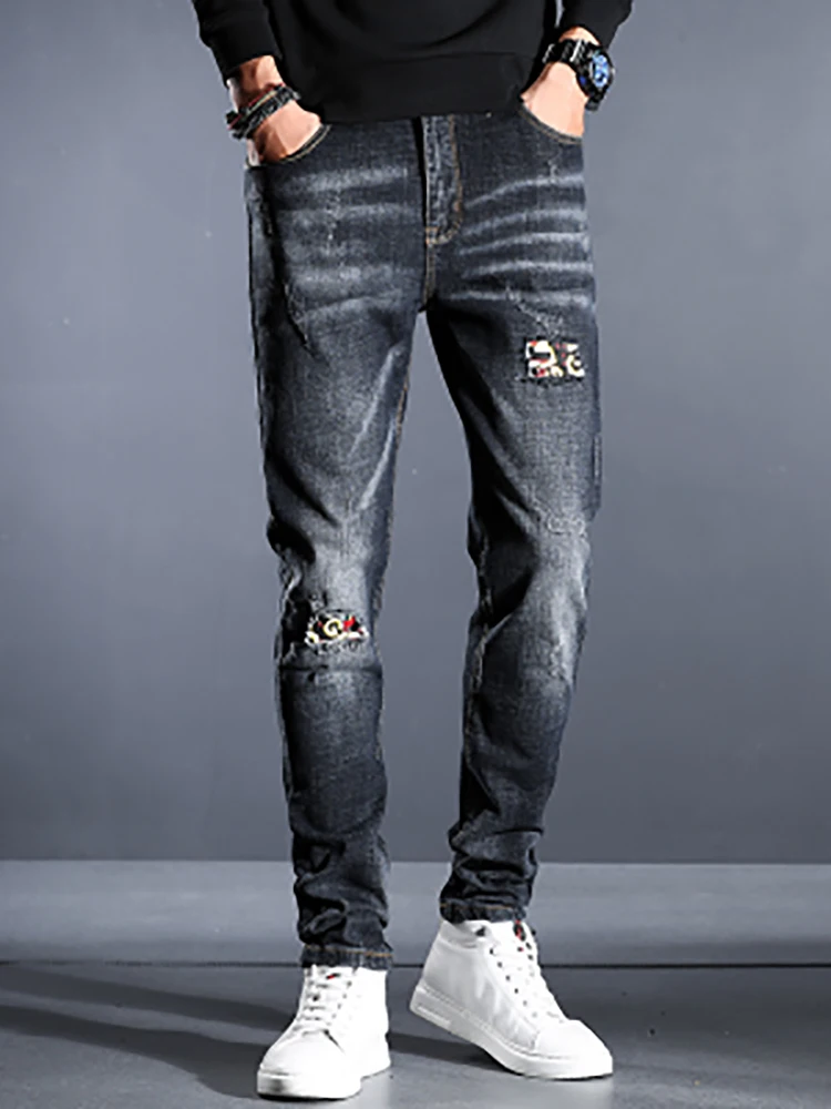 

Han Edition Fashion Temperament High-End Men 's Trousers Jeans Black Feet Hole Leisure Male Denim Pencil Pants Slim Casual