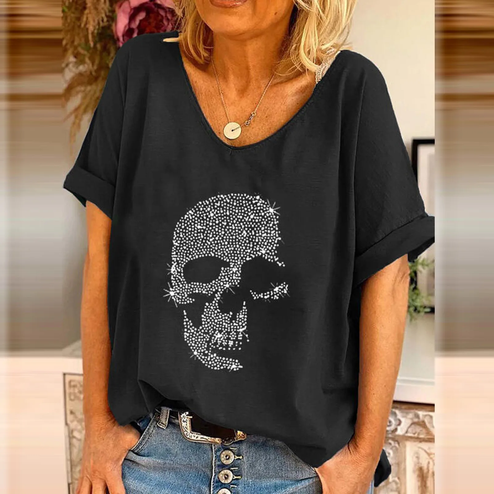 

Women's Summer Shirt T-shirt Top Casual Loose Skull Print T-shirt With Rhinestone V-neck Short Sleeve Top Fashion Women Футболка