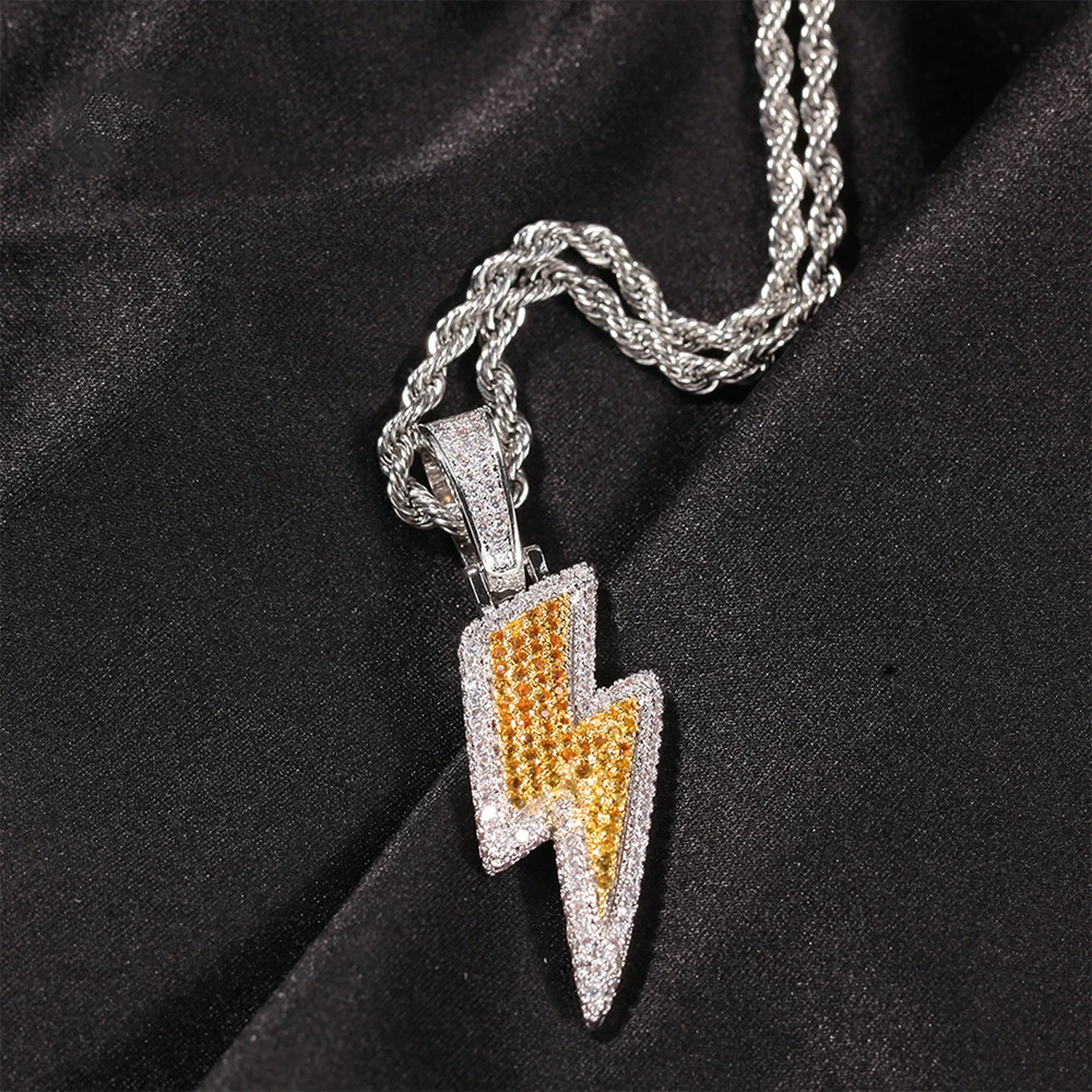 

Fashion Personality Jewelry Hip Hop Lightning Pendant Necklace Inlaid Zircon Simple And Versatile Unisex Cool Style New Necklace