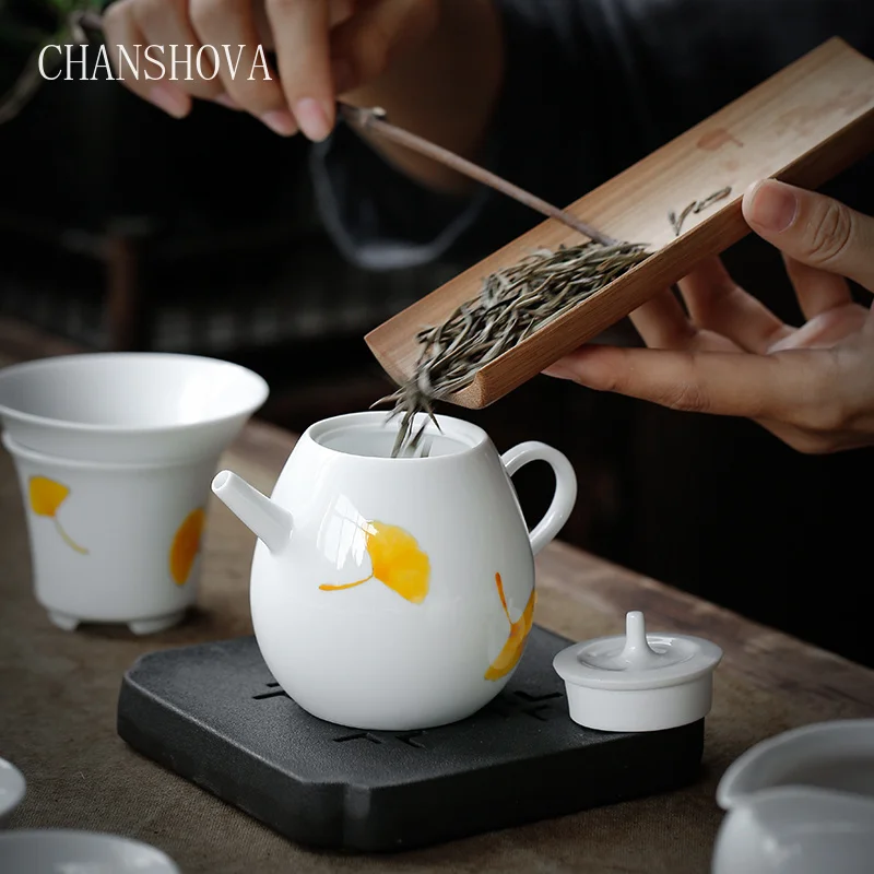 CHANSHOVA 230ml Traditional Chinese High-temperature Fired Creative Handpainted Ceramic Tea Pot Home White Porcelain Teapot H266 | Дом и сад
