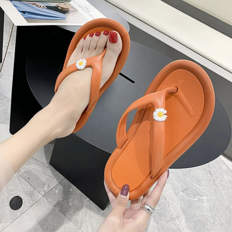 Сандалии женские с круглым носком пляжная обувь на толстой подошве шлепанцы