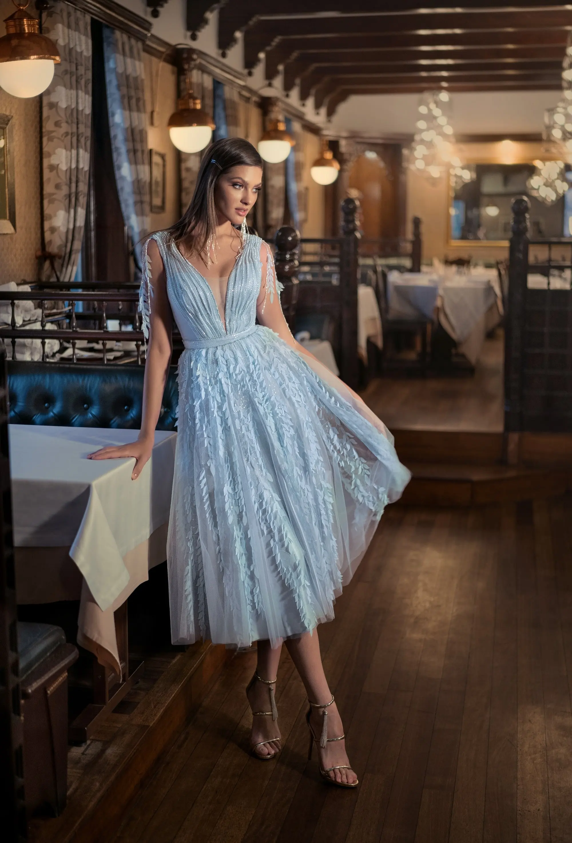 Светильник-Голубые Вечерние платья трапециевидного силуэта с V-образным вырезом