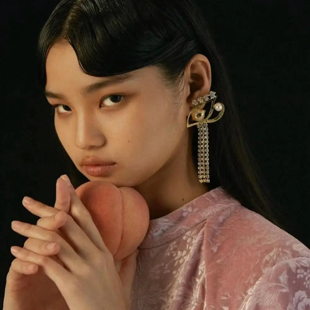 Новинка новинка цепочка со стразами и жемчужинами очаровательные женские серьги