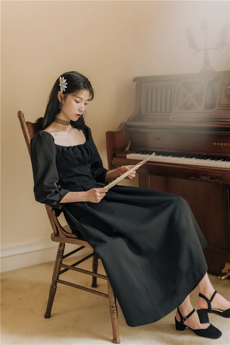 SWEETXUE Vintage black dress Sexy Square Collar Puff Sleeve Black Pleated High Waist Comfort Elegant Club Fashion Women Dresses