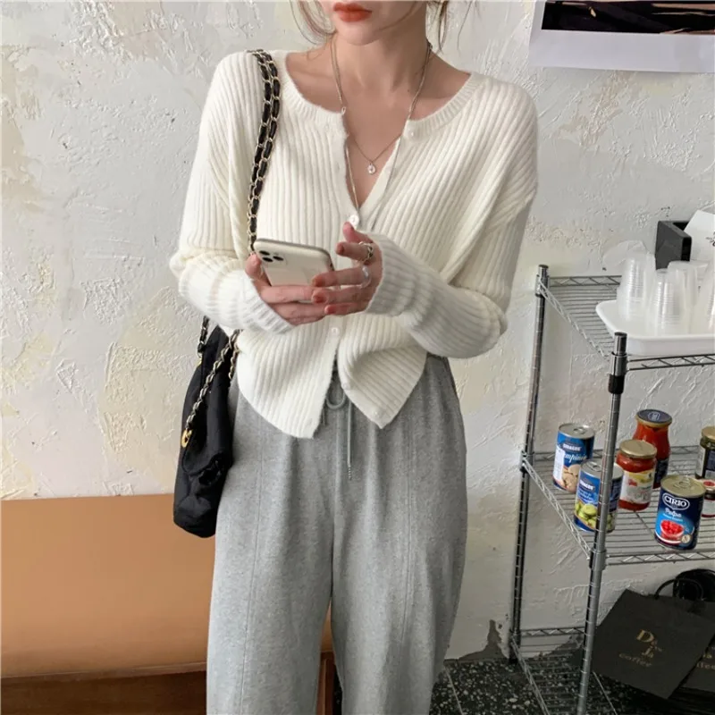 

ZAWAHIKI Elegant Fashion Tender Knitted Cardigan Autumn O Neck Long Sleeve Loose Short Tops Solid All-match Women Sweaters