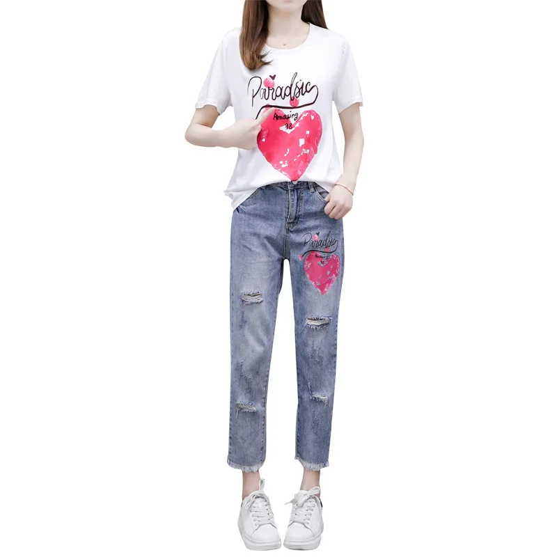 Женская футболка с коротким рукавом и джинсы дырками модный костюм из двух
