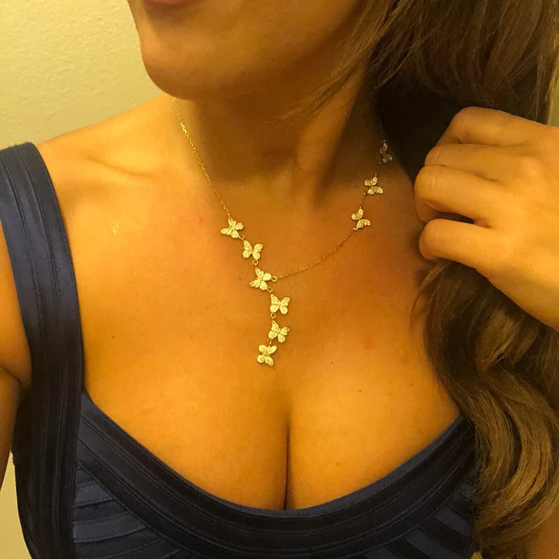 Ожерелье с подвеской бабочкой фианитами очаровательное модное тонкое колье