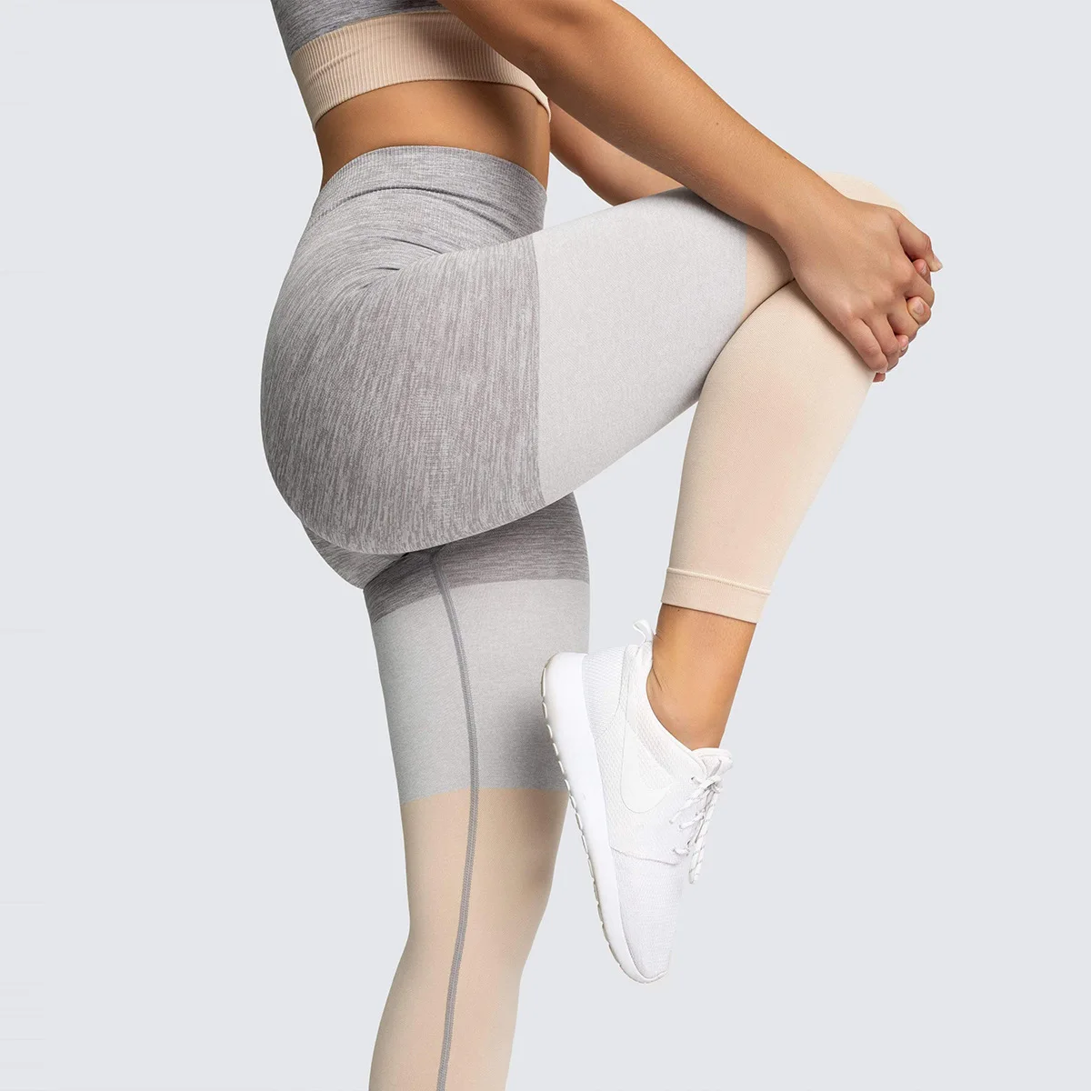 

Leggings 2021 Hot-Selling Knitted Seamless Sports Suit Contrast Stitching Yoga Pants Fitness Pants Sports Bra Leggings Women