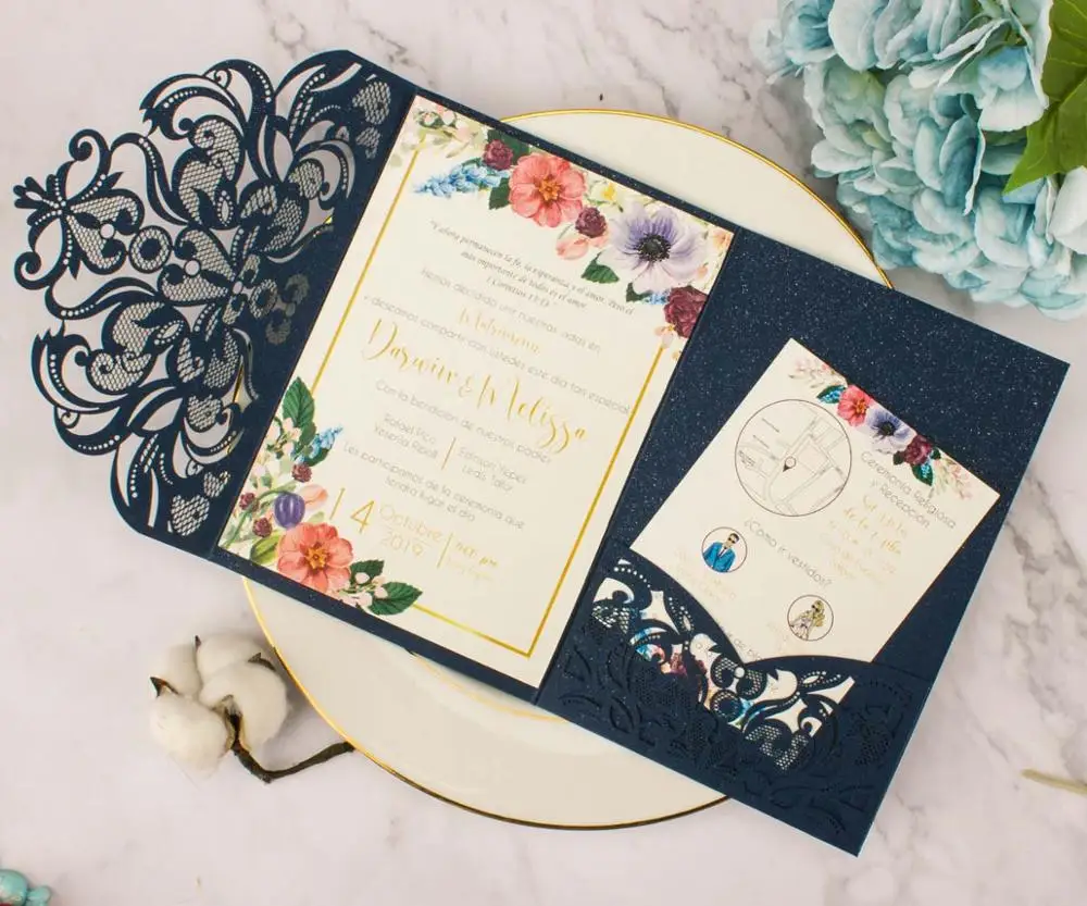 1 х 3 складные свадебные пригласительные открытки белые темно синие цвета шампань