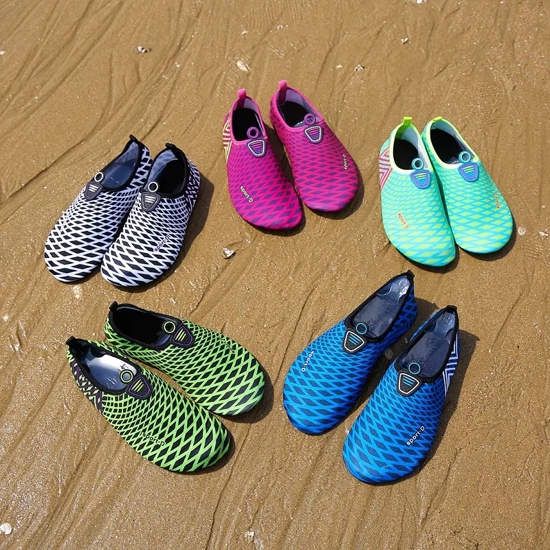 

Yoga Sneakers Womens and Mens Water Shoes Barefoot Quick-Dry Aqua Socks Slip-on for Outdoor Seaside Beach Surfing Swimming Shoes