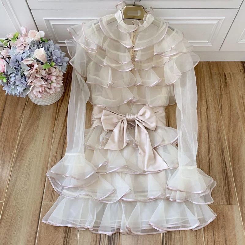 

2021 New Woman Flare Sleeve Short Dresses