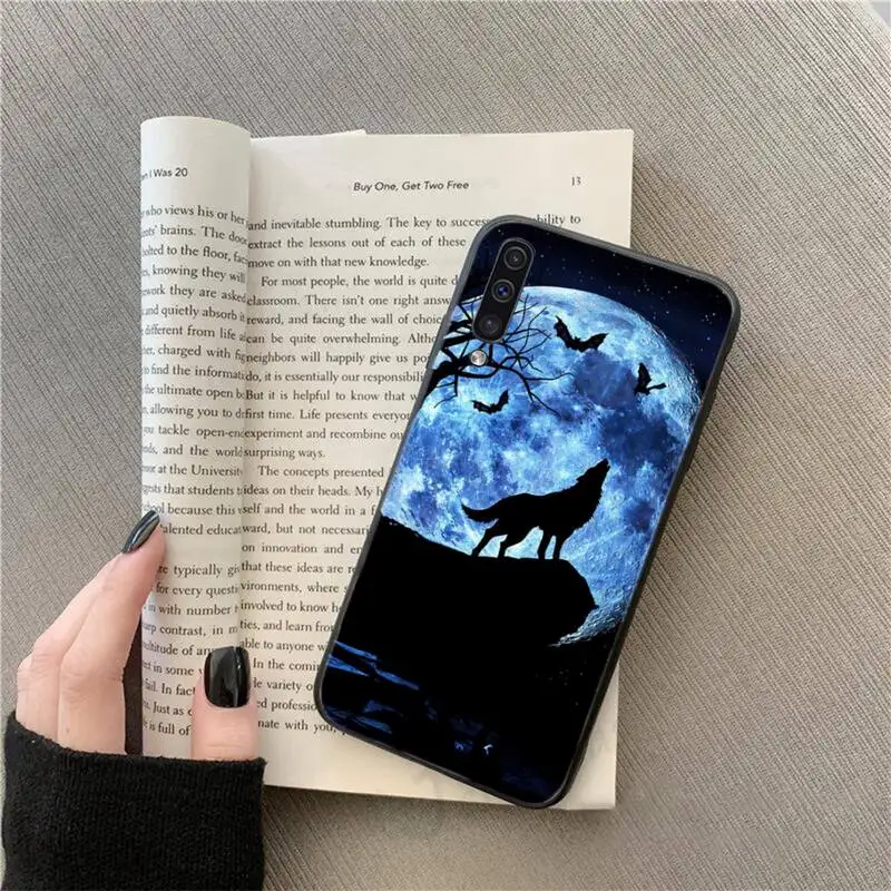 

Moon roaring wolf night animal Phone Case For Samsung galaxy S 9 10 20 A 10 21 30 31 40 50 51 71 s note 20 j 4 2018 plus