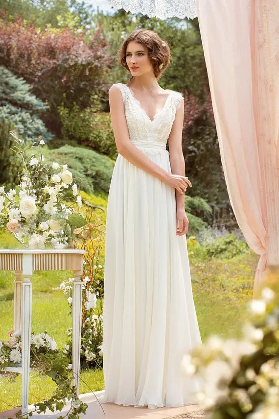 

New Spring Wedding Dress Bohemian Wedding Gowns Chiffon Appliqued Top Lace V Neck Cap Sleeves Ruffles Women Vestido De Noiva