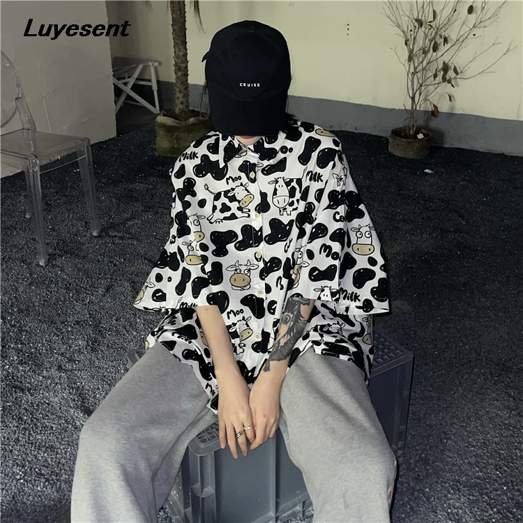 

Kawaii Unisex Cow Print Shirt Lapel Collar Loose Lady Cartoon Shirts Summer Single Breasted Lovely Harajuku Korean Fashion Cloth