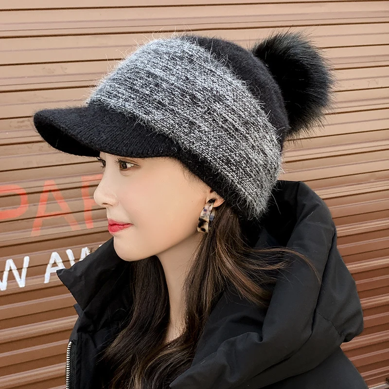 Верхняя шапка. Шапка brittan. Верхняя шапка. Шапки из рибаны молодежные. Шапка белая с черным меховая.