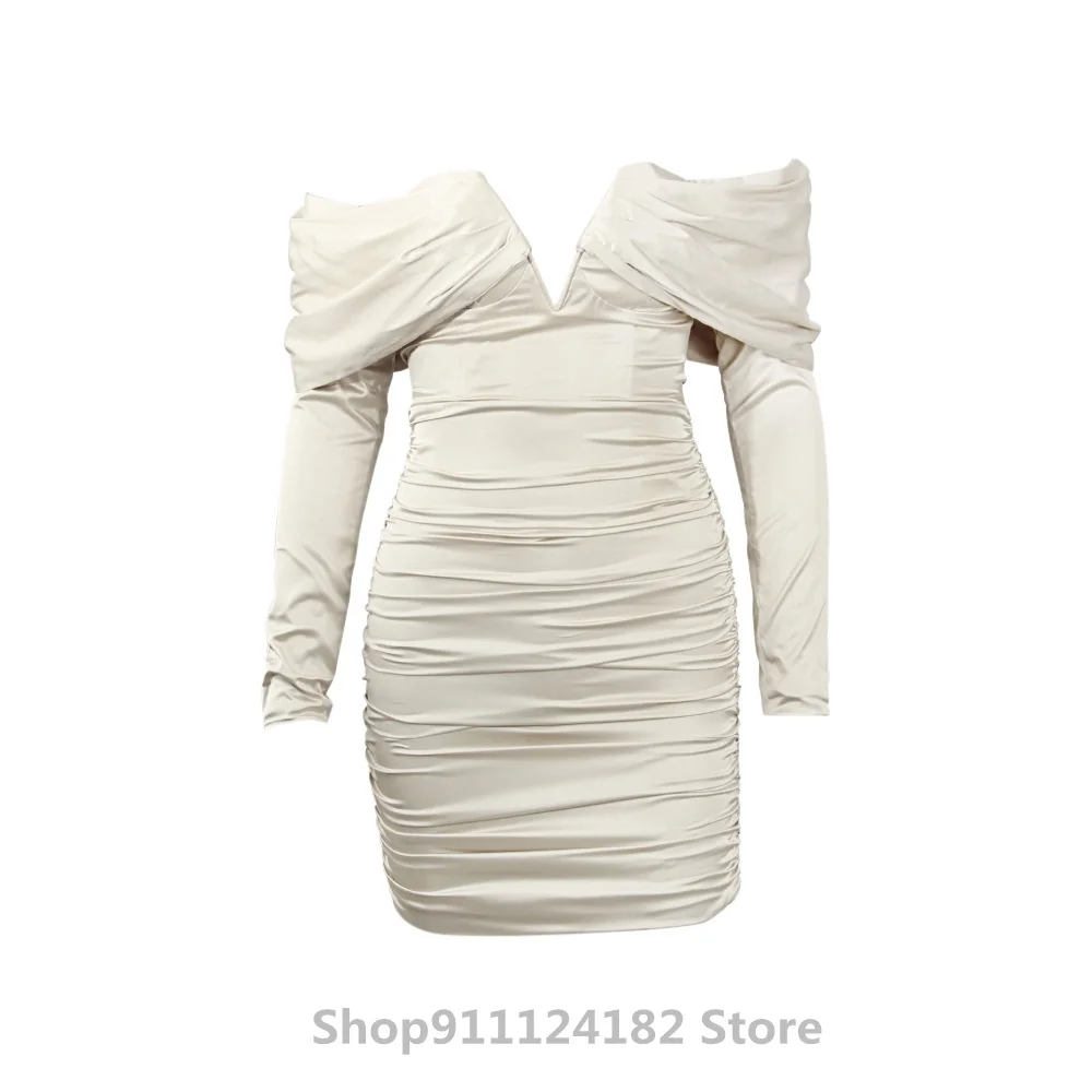 

European and American One-Shoulder Long-Sleeved Folds Spring and Autumn New Women's Net Red Solid Color Sexy Short Skirt Dress
