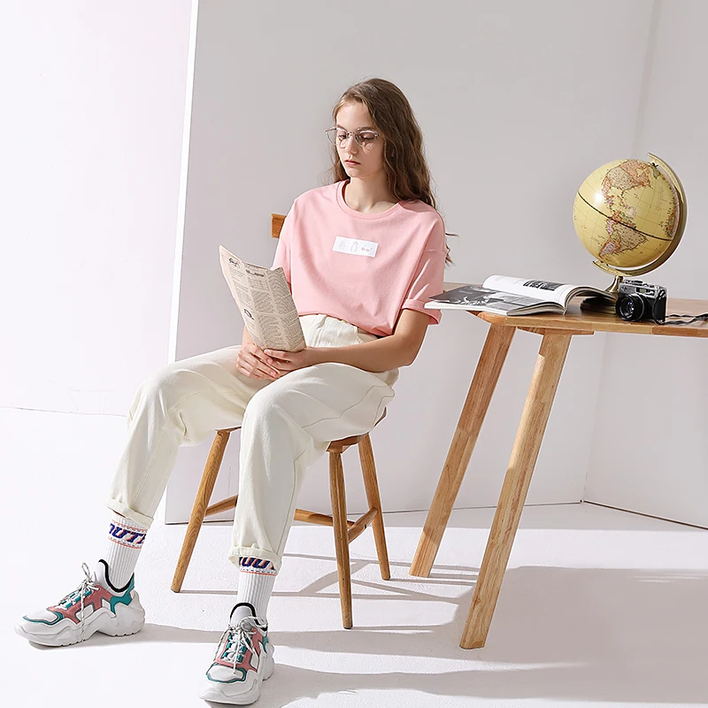 Футболка женская с коротким рукавом и круглым вырезом | Женская одежда